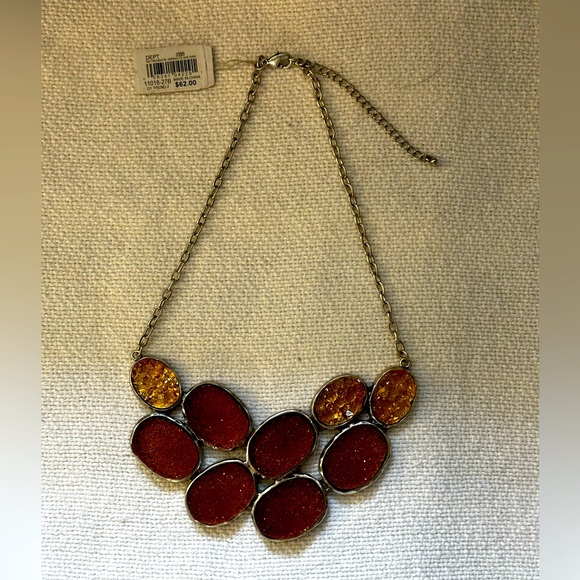 Macy’s - NWT - Large Druzy statement necklace amber like colour - Picture 2 of 5